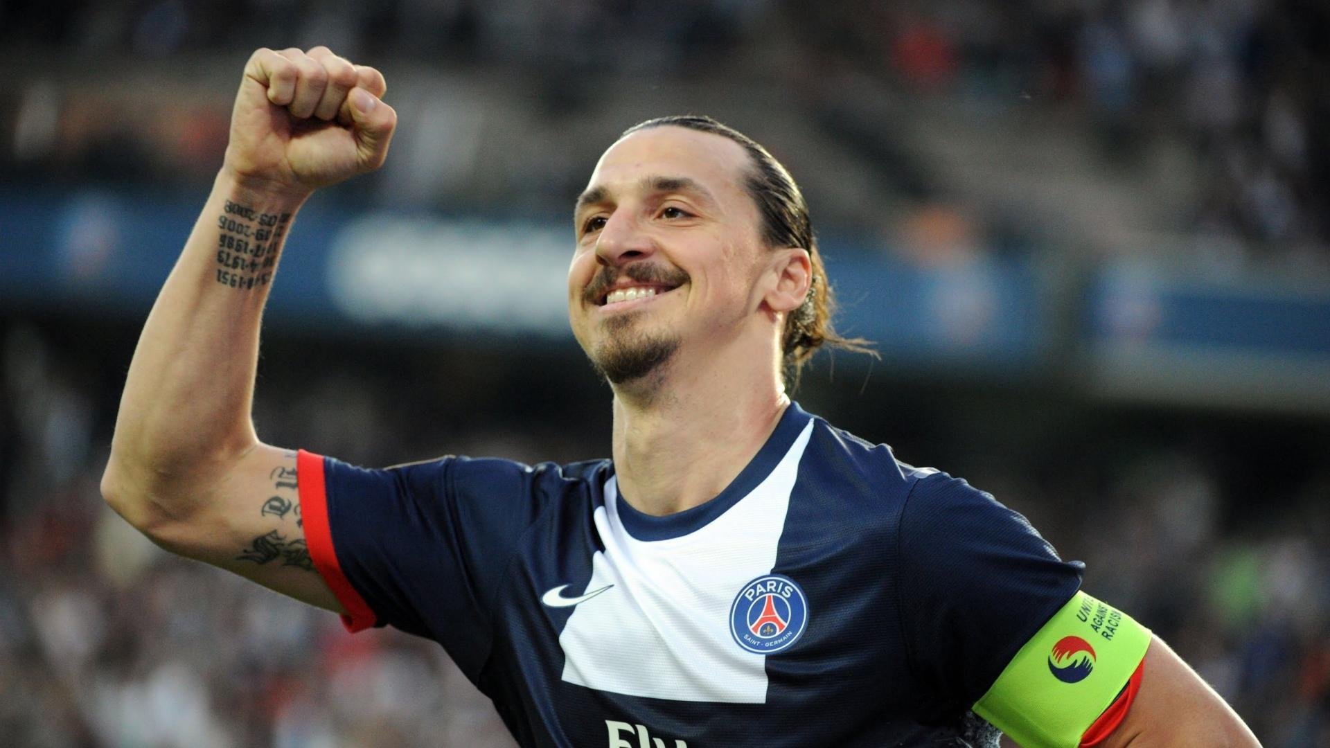 唐纳德·高尔的攻防转换高效，带领袋鼠队重夺比赛主导权，唐纳德古尔德